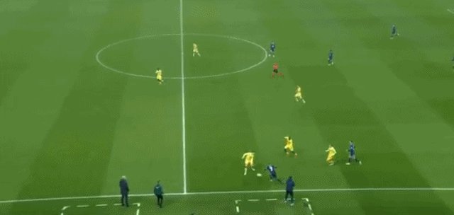 1638918608076064236.gif